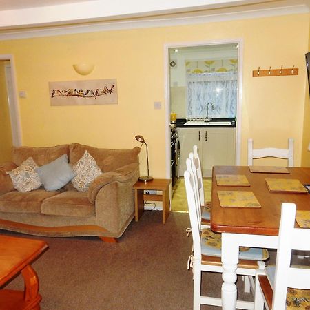 Sheena'S Dartmouth Chalets 외부 사진