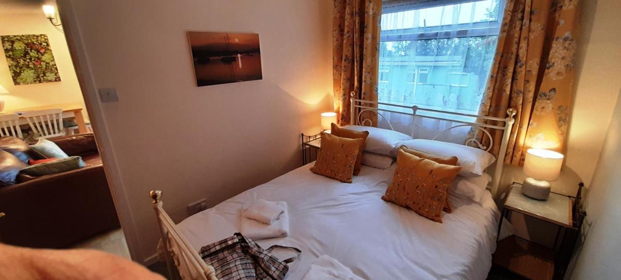 Sheena'S Dartmouth Chalets 외부 사진